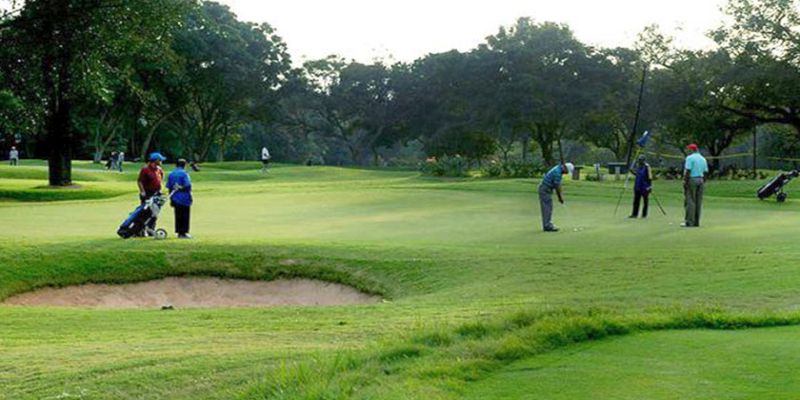 Golfing In The City Of Gardens