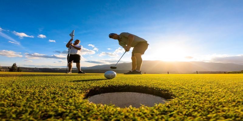 Golf In Bombay (Mumbai) 