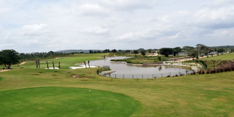 Golf In Ooty (Udhagamandalam) 