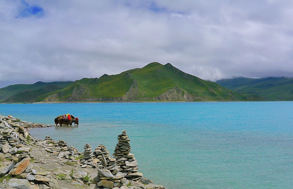 Yamdrok Lake Tibet