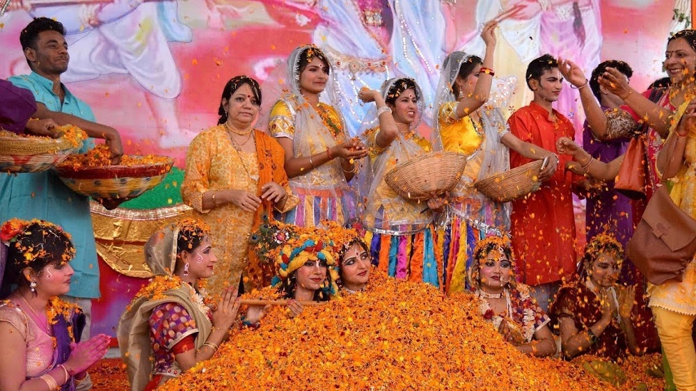 Phoolon ki Holi Vrindavan